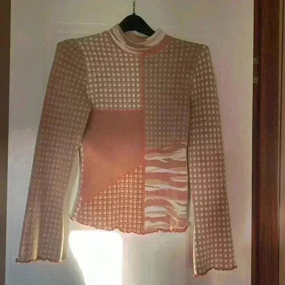 JONATHAN SIMKHAI
Printed‎ Mock Neck Sweater w/o Tags
Size med - Picture 1 of 2